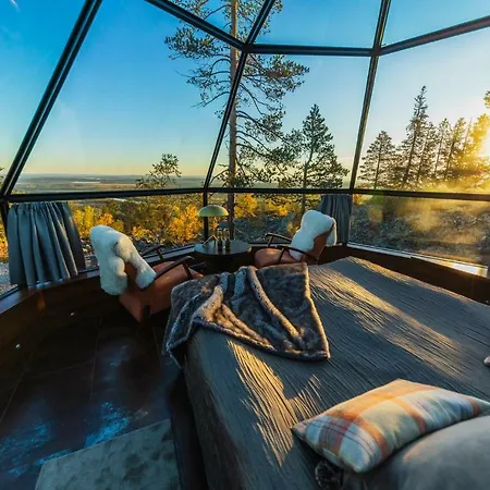 Golden Crown - Levin Iglut *