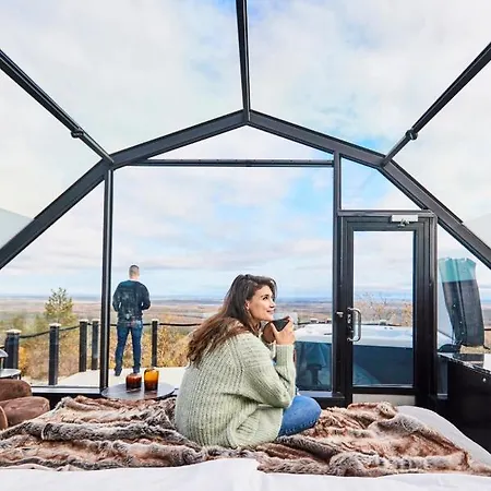 Golden Crown - Levin Iglut * Levi