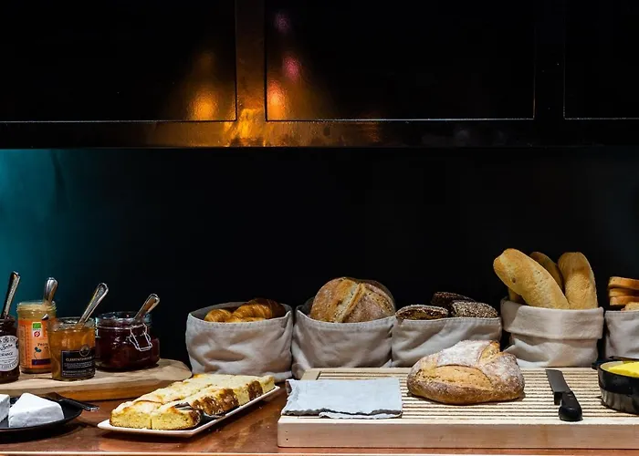 金冠 - 莱文伊格鲁特度假屋酒店 *